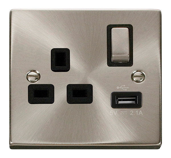 Click VPSC571BK Socket 1G Swd & USB 13A